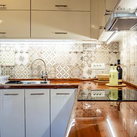 Casa Giardino דירה ארגוסטולי